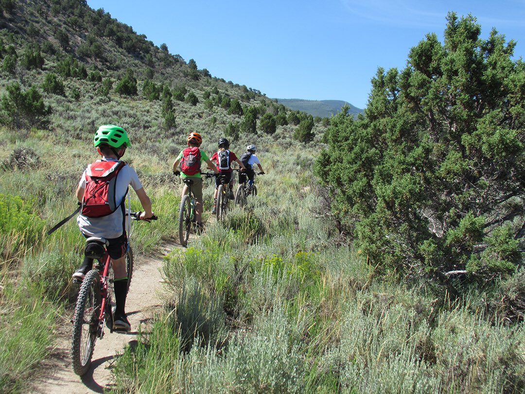 JeffKerkove's tweet photo. Bikes. All day, everyday. π€© These #VVASAkids pretty much pedal @MtnBikeEagle singletrack everyday of the week, in addition to Tues/Thurs camp. Not because they have to, but because they want to. Itβs the βnormalβ here in @EagleOutside ππ» https://t.co/BUCJflhYD0