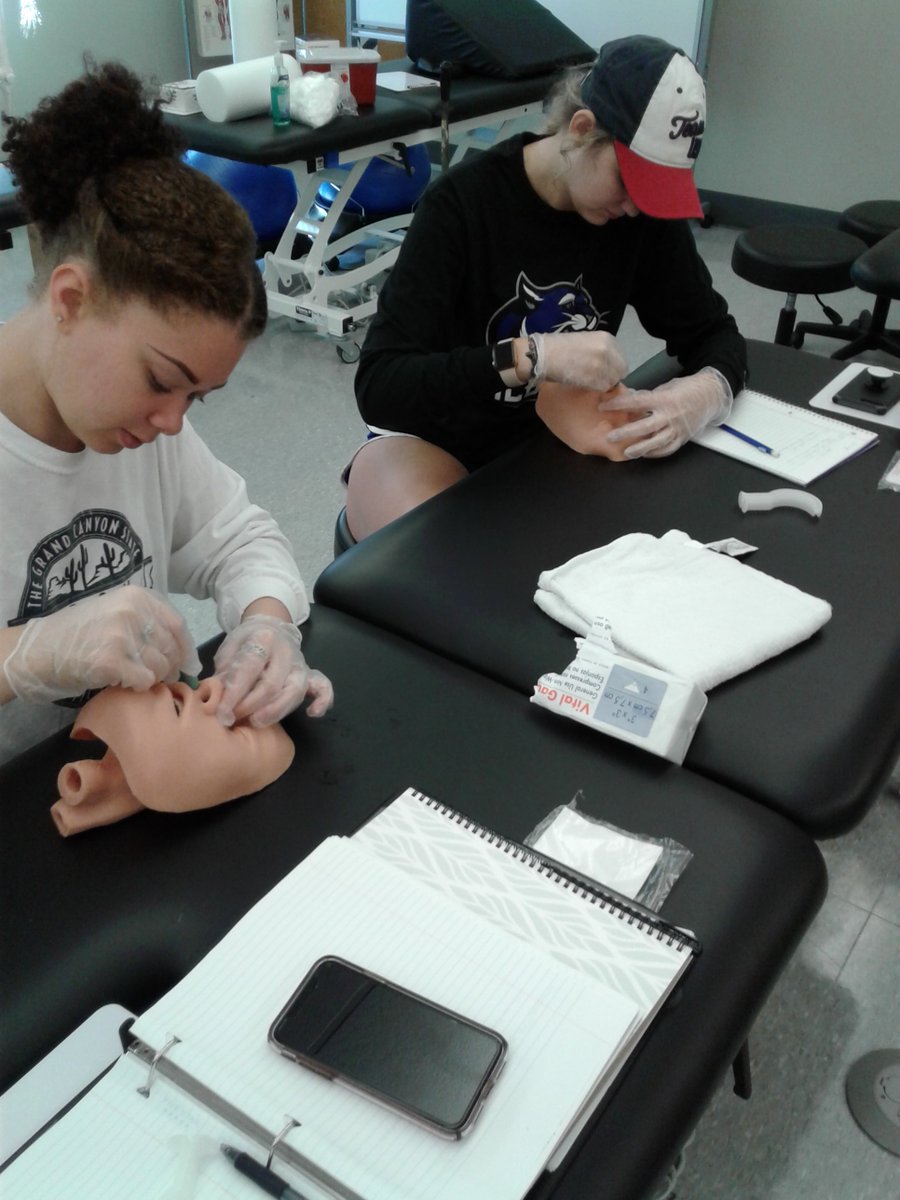 CulverMAT's tweet photo. Just BREATH! @CSC1853 Master of AT students practice establishing airways for victims during laboratory and simulations yesterday. #ApplyCulverMAT https://t.co/ZqAl2srn66