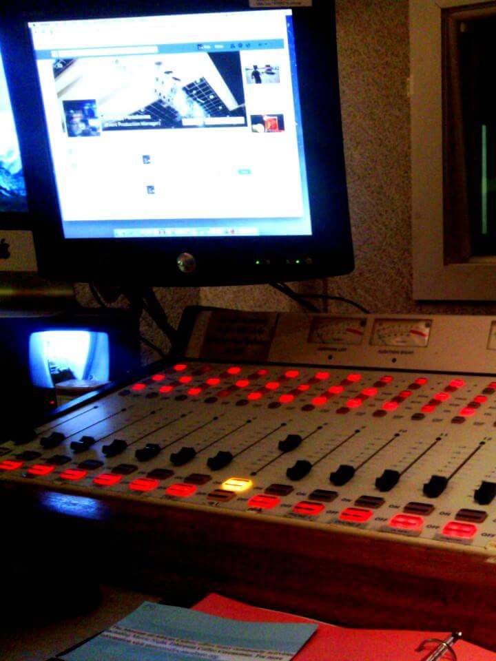 PeteDJPJ's tweet photo. On WMPG Radio Tue, July 23, 2019. 8:30pm-10pm EDT.
Special Guest DJ Riff https://t.co/1vhQb3q9s9 @ToryGates
#PeteDJPJ #WMPG #Radio #RadioBroadcasting #DJ #DiscJockey #RadioDJ #1940s #1950s #SwingMusic #BigBand #RocknRoll #JumpBlues #WesternSwing #DooWop #Rockabilly #MaineDJ https://t.co/Zl6BrDhTfi