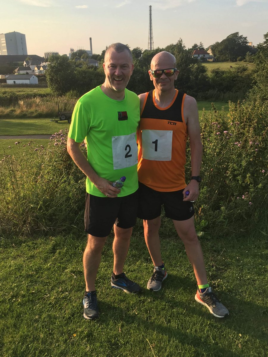 dazhaneygooglem's tweet photo. @ReiverPhil wigton road runners 10k #runningpals @1carlisle https://t.co/IahEP8OZlR