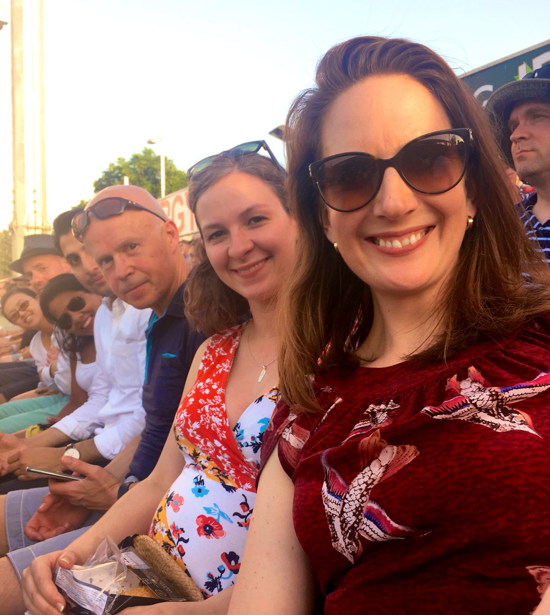 Enjoying the #heatwave in best British style, watching cricket at the Oval. Not quite the epic World Cup Final but plenty of boundaries at 20/20 ⚡️. #INGlife #surreyblast #bumpwatch <a href="/DeepaBose5/">Deepa Bose</a>