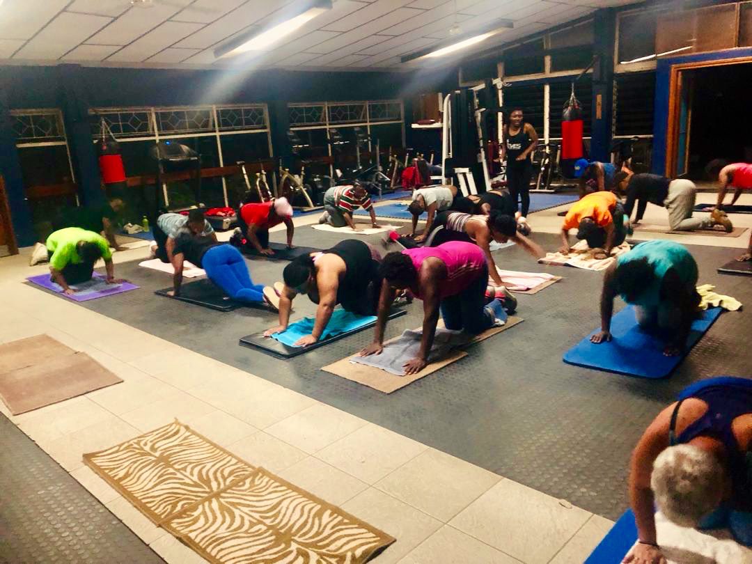 EvesStudiosZw's tweet photo. Eve’s Fitness Studios, Standard Chartered Sports Club, Malborough, STRONG BY ZUMBA Mondays with Lucy. JOIN THE EVE’S FITNESS MOVEMENT
#bodybyeves
#Beinspired
#Staymotivated https://t.co/HV1QpWwzNU