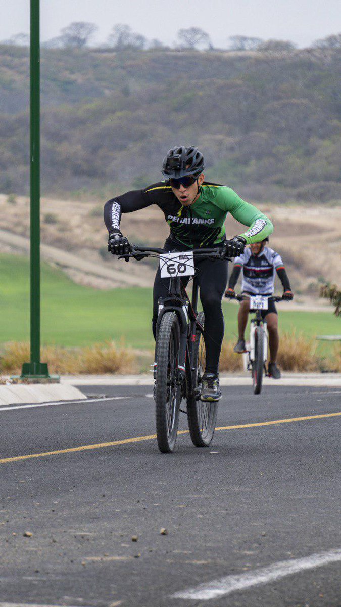 Atletas y amigos se dieron cita en el Montecristi Golf Club para participar en la MTBxCo Manabí 2019.

Pegatanke te acompaña en todos los retos que se te presenten ;) 🚵‍♀️

#RepáraloYListo #Manta #Ecuador