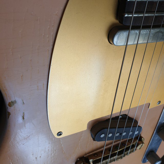 EffectsHello's tweet photo. I swear this guitar is getting better by the day! Cant wait to get a whole guitar made next time 😳
#tele #telecaster #teletuesday #luthier #grain #guitar #guitarist #pink #shellpink #nitro #lacquer #nitrocelullose https://t.co/yAMXQO8Jmz
