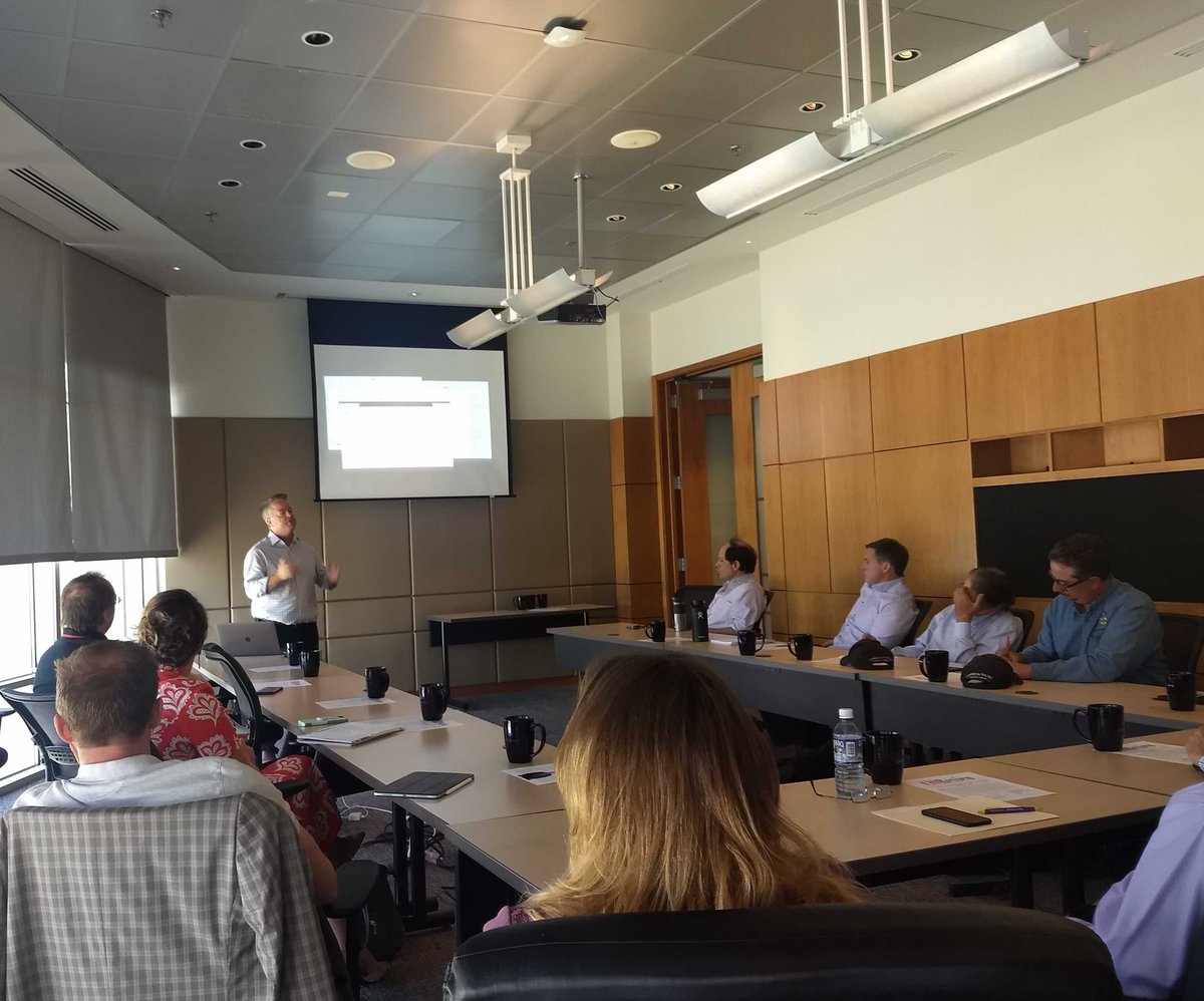 CodenceInc's tweet image. Earlier today at our Workplace Innovation Platform lunch &amp;amp; learn event. #Codence #FileMakerDevelopers #WorkplaceInnovationPlatform