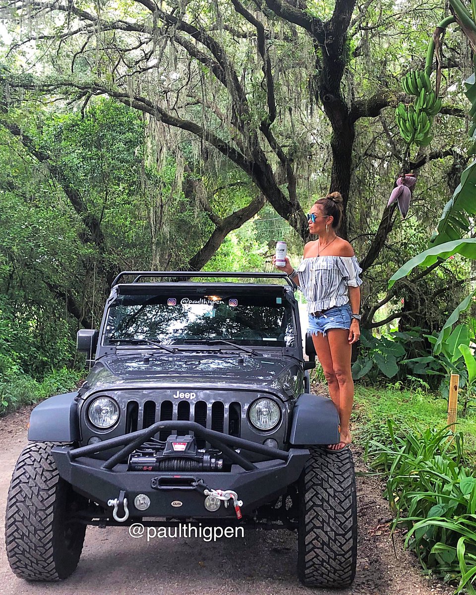 Sara_Salt_'s tweet photo. #TravelTuesday Jack and I have explored #Florida and found beautiful places. #IMO there’s nothing like the freedom you feel with a #Jeep! Thankful every👏🏽single👏🏽 day👏🏽#PaulThigpen #jeeplife #jeepgirl #OIIIIIIIO https://t.co/MSpbtEYfbs