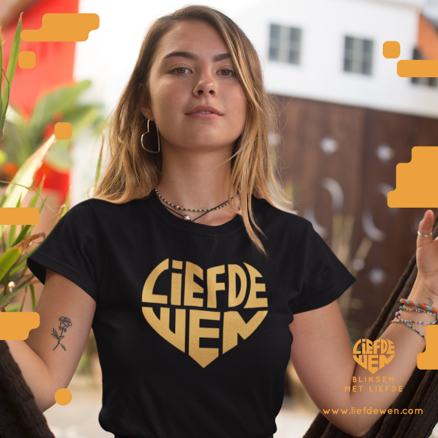 Vir die wat nog nie weet nie, #Swart en #Geel is die nuwe #Swart en #Geel 👌 

#LiefdeWen is #volkleur,  kan lekker speel en weet wanneer om te #BliksemMetLiefde  👊

Kry joune aanlyn 🌍