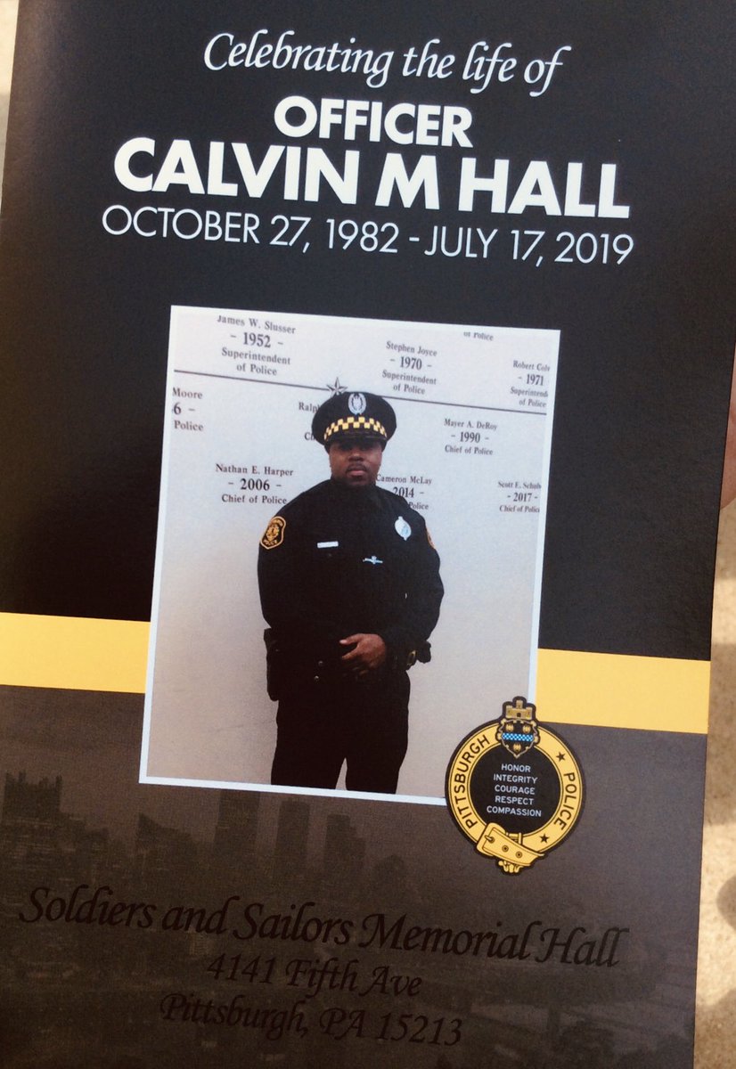 bigbenzaburgh's tweet photo. Thank you Officer Calvin Hall  #Pittsburgh Rest In Peace 🙏🏼 https://t.co/e3mEGls000