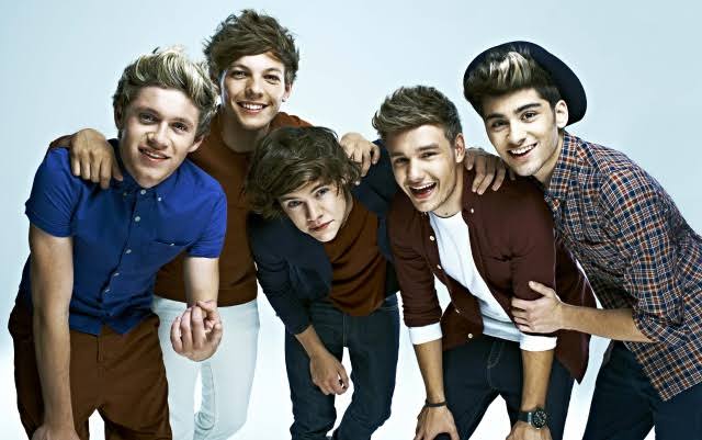 lajukebox_'s tweet photo. Hoy se cumplen 9 años de una de las  boybands que enloqueció al mundo entero. #9YearOfOneDirection  Y aqu�� tenemos a algunos de sus integrantes comentando al respecto. https://t.co/IZUafbKefW