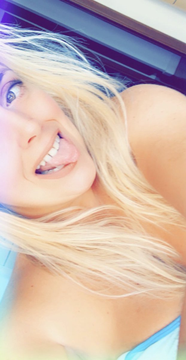 lizitika's tweet photo. Meglio pazza che noiosa 🤪😜 https://t.co/GWwF5p0LUQ