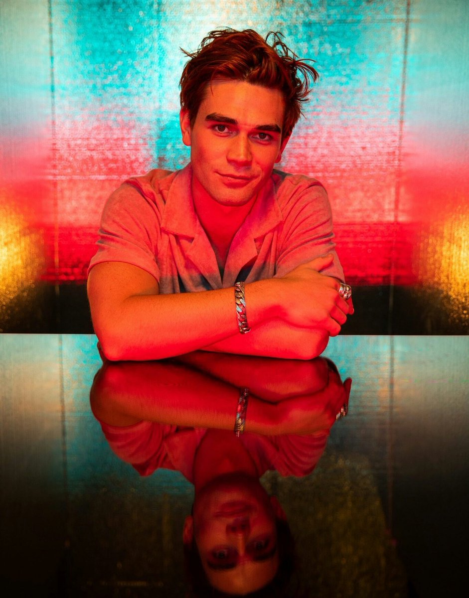 bestarchiebetty's tweet photo. 📍 Kj and Lili portraid for L.A times 

#SDDC2019 #Barchie #Riverdale https://t.co/ZcQOFxBT1V