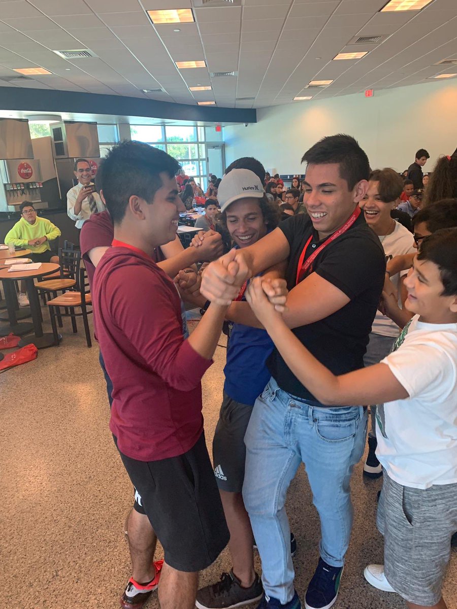 latinosinacti0n's tweet photo. Problem-solving can seem impossible but there’s always a solution!
#LIABootCamp https://t.co/jAgDH8yfxY