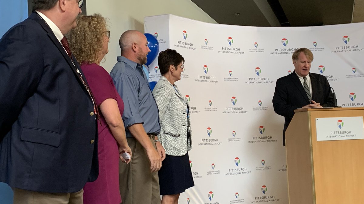 ACE_Innamorato's tweet image. Thank you to everyone who made today’s unveiling possible - the @PITairport Charitable Foundation, @AmericanAir @autismofpa @PghKids Edith L. Trees Charitable Trust FISA Foundation @HDG_Architects Hillman Family Foundations @MageePlastics @Maxability2 &amp;amp; @TFHUSA.