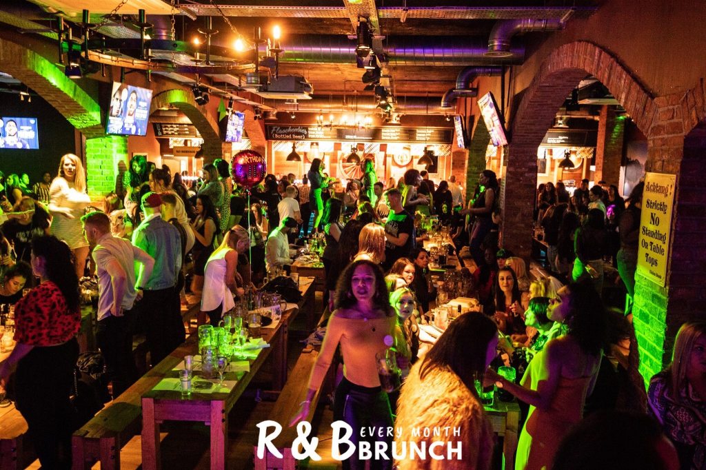 A Daytime R&amp;B Brunch Party in Birmingham is taking the UK by storm! shaanti.co.uk/a-daytime-rb-b…