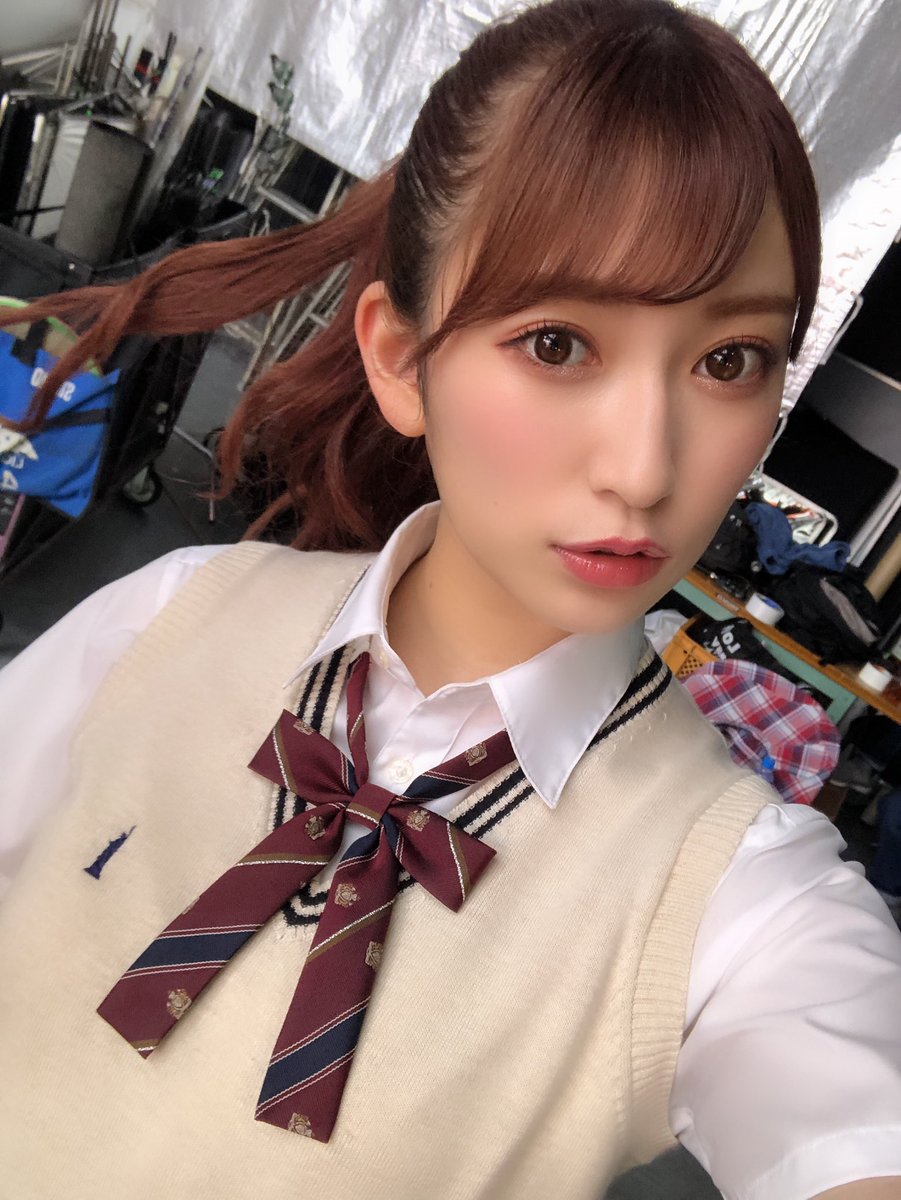 ぽにてぇ 好きの彩 お顔が神すぎて 最高に可愛いんだけど 母校へ帰れの制服ポニテとがっつきガールズが個人的に最上級なんですが