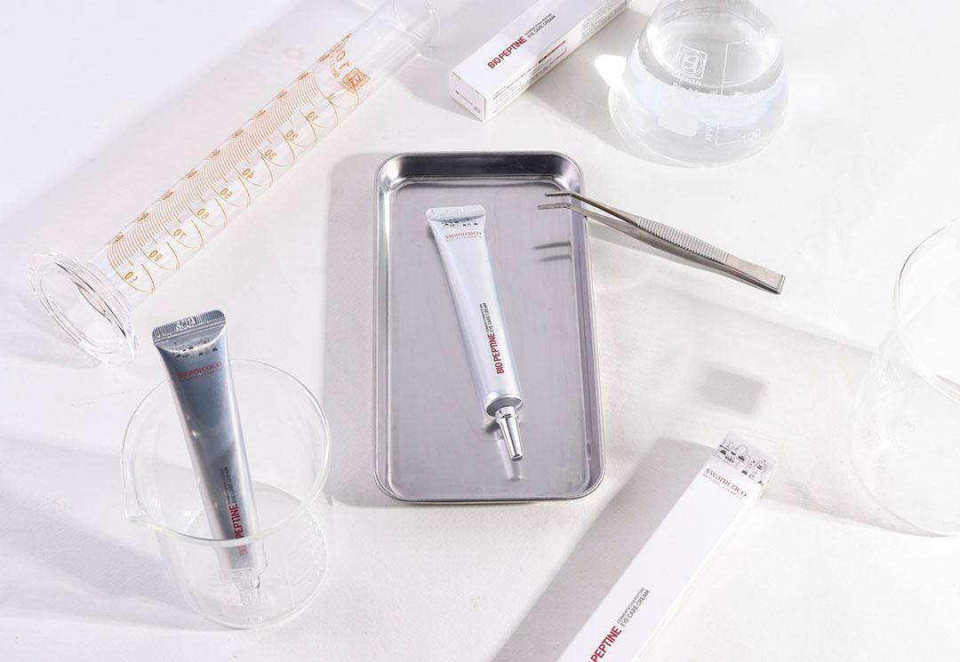 IrisRubi2016's tweet photo. The trending product that I will be trying out in 72 hours is… #Swanicoco #Getitbeauty #Kbeauty #Swanicoco_eyecream https://t.co/efDKrSR77Z https://t.co/qTffWculxq
