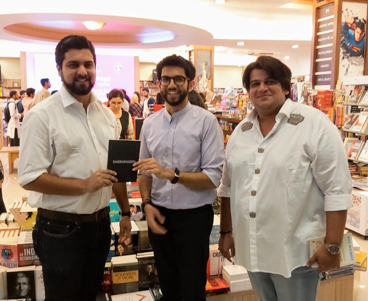 RahoolNKanal's tweet photo. #BandraBuggers with @AUThackeray ji https://t.co/M0DCAXRjGj