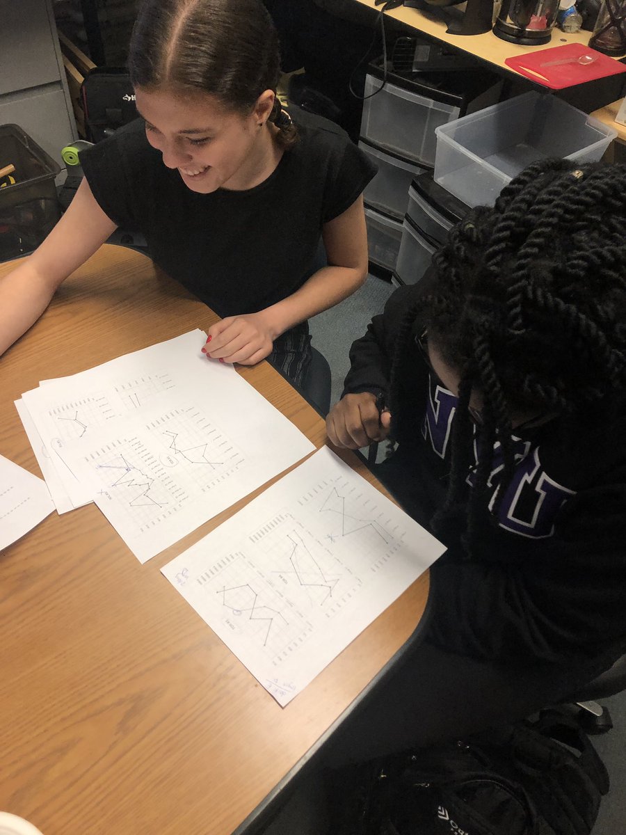 meganpetersdorf's tweet image. Our fantastic @NYUPolyK12STEM ARISE high school interns learning all about ovarian cycles, and interpreting ovulation from baboon fecal hormone profiles. 🙌🏼 🐒💩 #baboonlife #poopscience #womeninstem