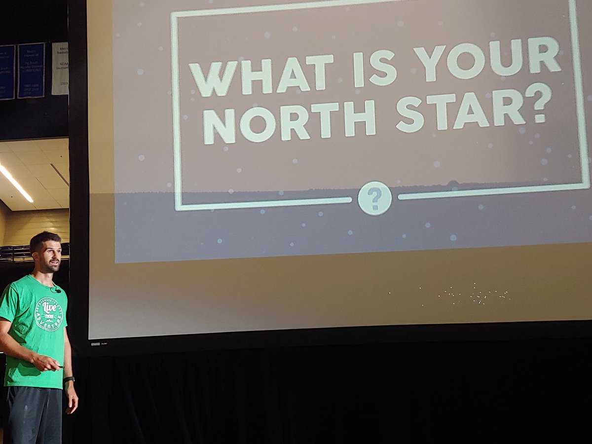 BEST. Astronomy. Lesson. Ever! Thank you so much Joey Feith! #PEInstitute19 @pk_lv2teachpe <a href="/JoeyFeith/">Joey Feith</a>