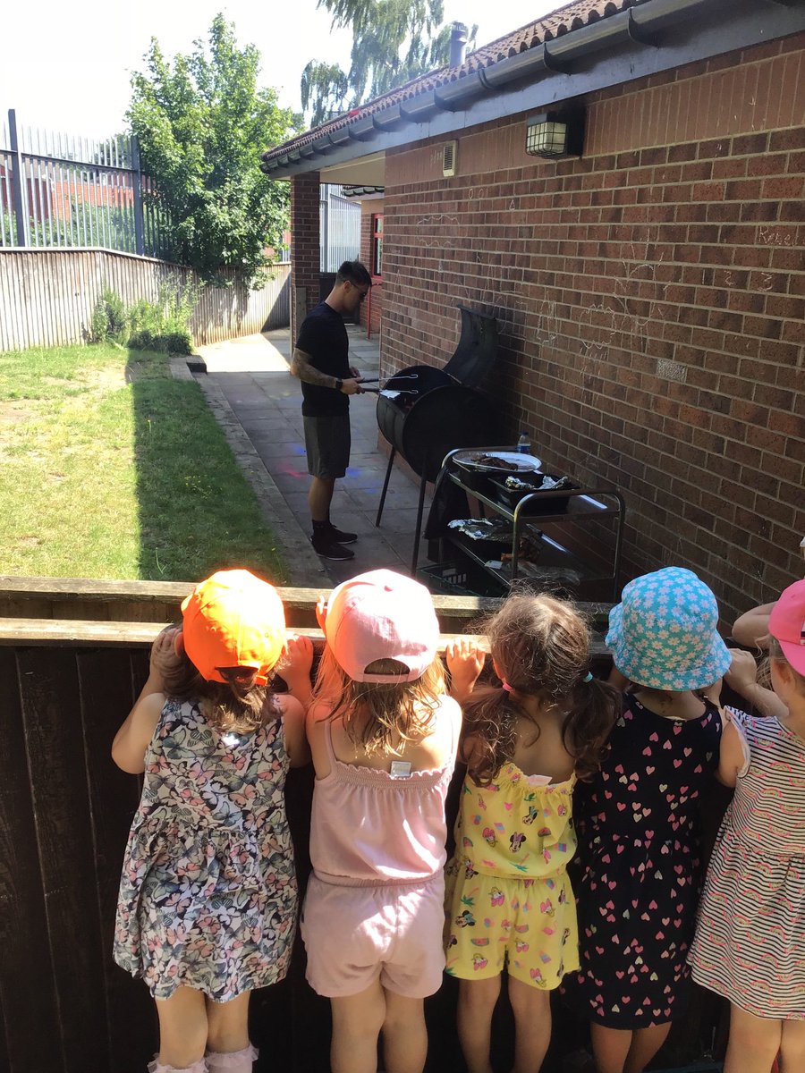A huge thank you to Thea’s Daddy for providing and cooking our delicious end of year celebration Bbq today. It was yummy and the children loved it.@joeyowen4
