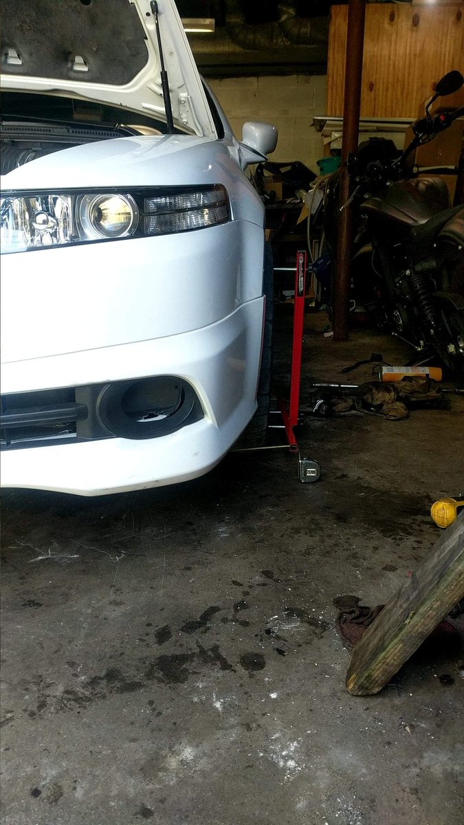 QTAlignment's tweet image. #QuickTrickTuesday
Another day, another job. 
Get back on the road, driving straight and confidently! 

Find the alignment products that suit your needs on quicktrickalignment.com
@captain_backslap  -  Swapped a subframe and steering rack on a TL this week. The quick trick align.