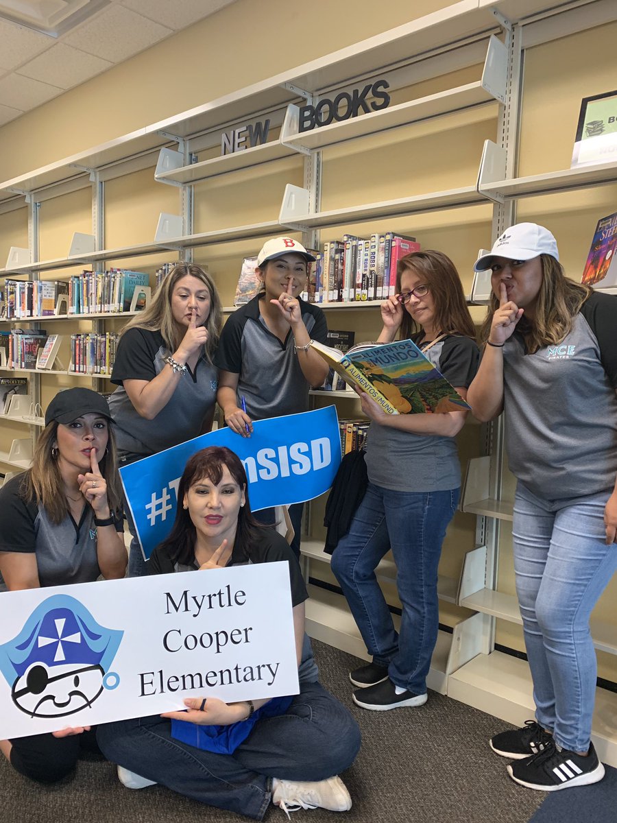 MNatera_MCE's tweet image. Team building hunt / ¡Fortalizando nuestro equipo! #TeamSISD #Learningtakesflight @MCooper_ES