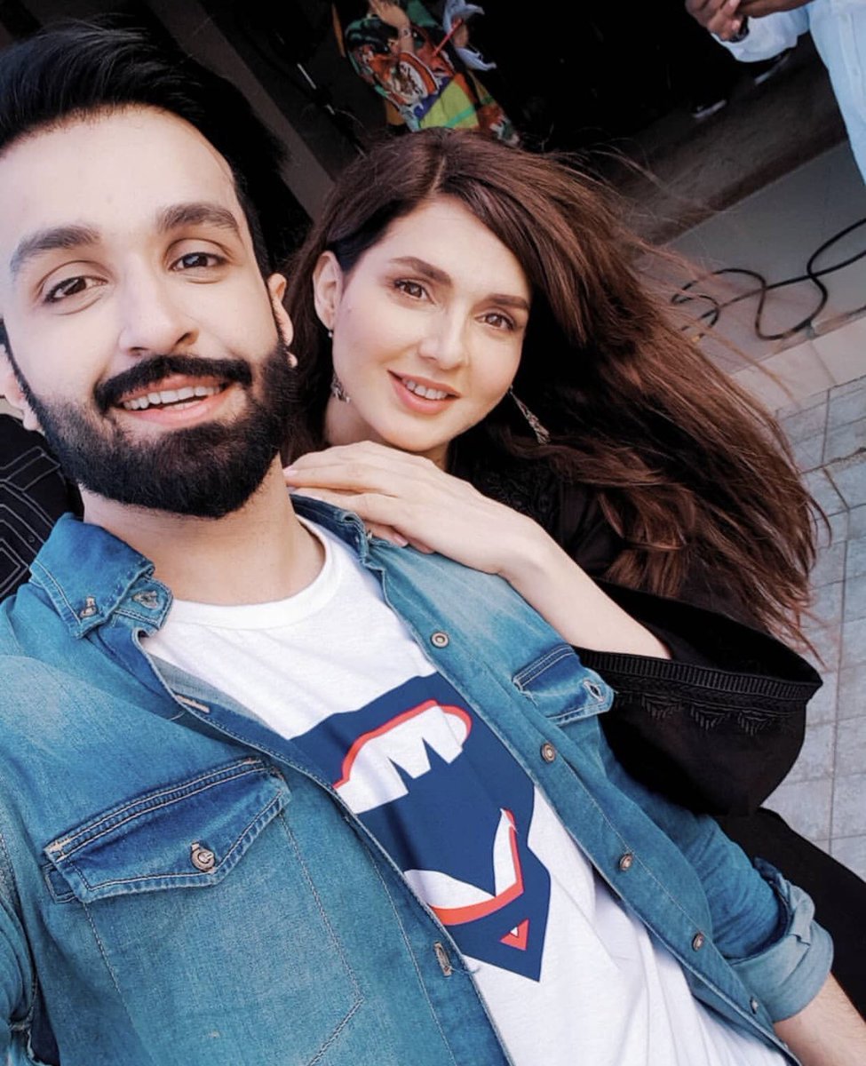 apniisp's tweet photo. #AzfarRehman takes selfie with gorgeous #MahnoorBaloch during a shoot

#azfu #mahnoor #shoot #bts #selfie https://t.co/DvWycZkXqC