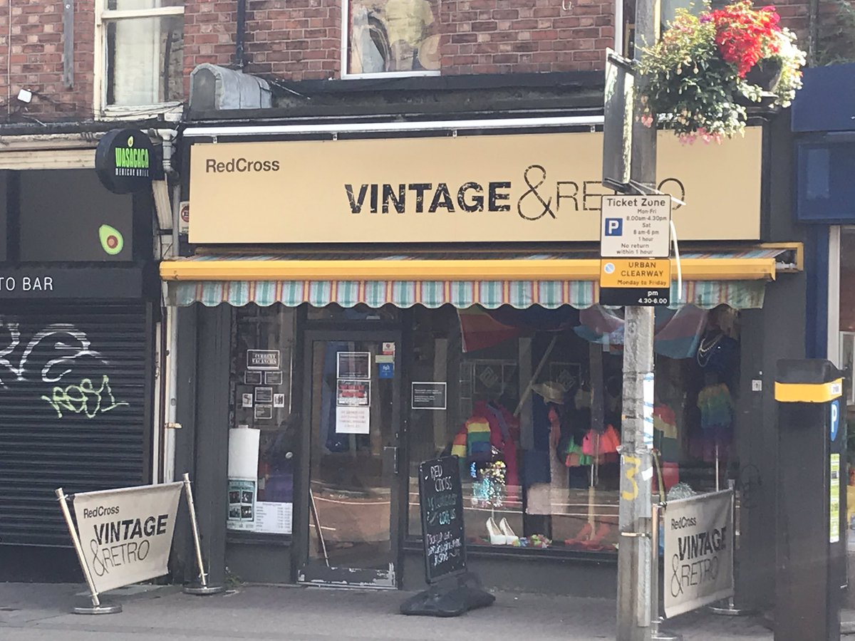 sofeenalalani's tweet photo. Brilliant & insightful day with colleagues in Belfast @Trigger158 You have been a star and will be missed enormously. Thank you for all you have contributed to BRC. #Belfast #redcrossretail #vintage https://t.co/jIVcCv3VNe
