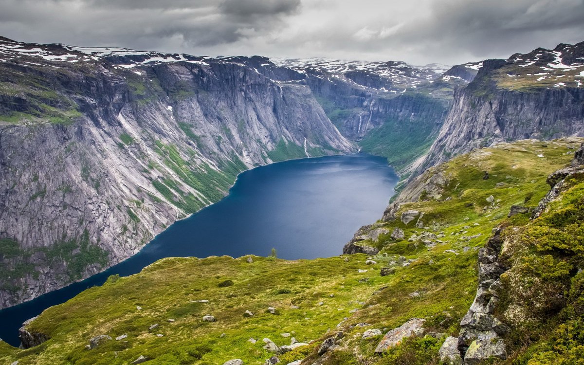 Lochlann signifies Scandinavia & esp Norway; "land of lakes/swamps". This name would have struck fear into Irish hearts as the Vikings caused devastation in the 9th & 10th C. Once they began to settle in Ireland & intermarry MacLochlainne ("Son of the Norseman") became popular!