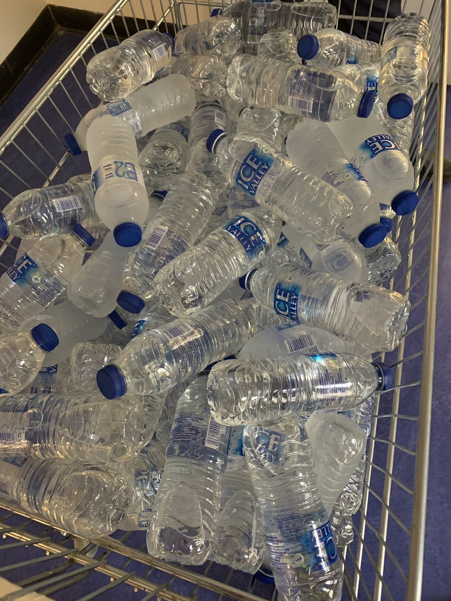 Busting the myth that Infection control don’t allow staff to drink whilst on duty! We have delivered more than 100 ice cold bottles of water to staff <a href="/gloshospitals/">Gloucestershire Hospitals NHS Foundation Trust</a> this afternoon #hydrate ❄️💦