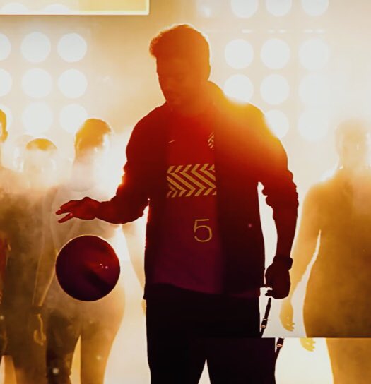 strsakthirajan's tweet photo. #Bigil🔥 #SingaPpenne https://t.co/DCvXxrtEHs