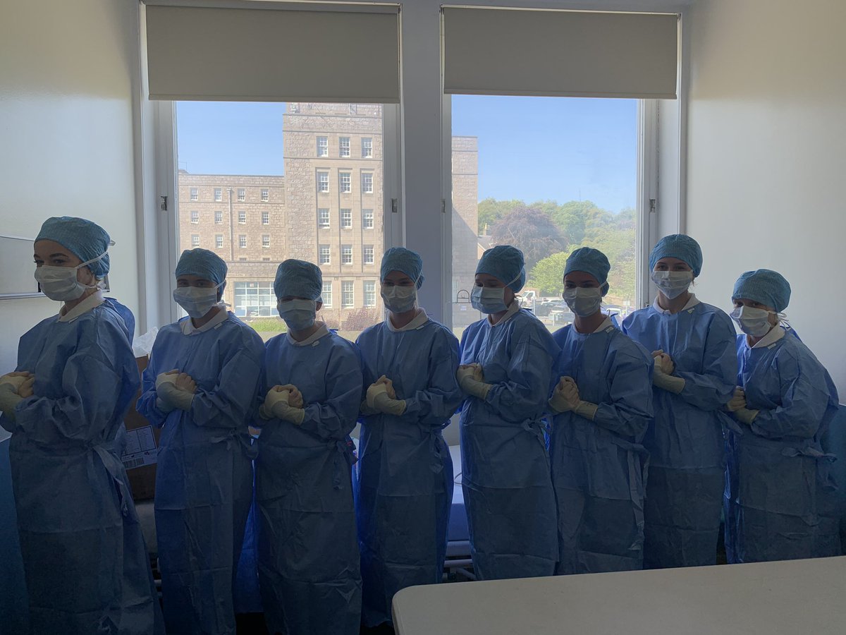 KatieEAnderson5's tweet photo. 🌻☀️RGU Summer School☀️🌻

Pupils spent the morning visiting surgical,medical and clinical support service divisions at ARI @NHSGrampian

This afternoon we considered theatre nursing. Don’t they look fab! Well done to you all😷👐🏻💉

#RGUSummerschool2019

@RGUNandM @NHSG_PEFs https://t.co/yxZvxCgoPJ