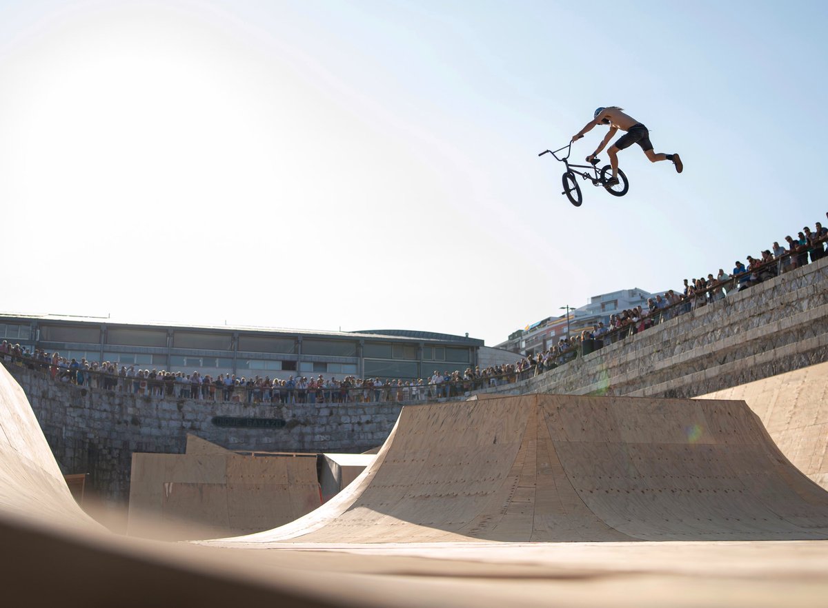 Matt_Cordova's tweet photo. Spain was unreal, can’t thank @redbullesp and @sirlayos enough for the good times. Big ups to my teammate for the contest @sem_kok for kicking the back end out with me. #redbullshipyard https://t.co/IKRnRquVuU