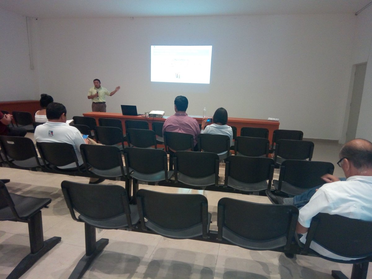 El día de hoy coordinamos una plática con la Dirección General de Mejora Regulatoria y Comercio, donde se busca que los #ServidoresPúblicos sepan de la importancia de la #MejoraRegulatoria en #PuertoMorelos y la manera en la que mejoraran nuestros servicios. @LFpuertomorelos