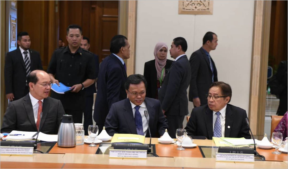 madiustangau's tweet photo. Today marks the 3rd meeting of #MA63 Steering Committee chaired by our PM. After 7 months, we've finally achieved tremendous progress in restoring the rights of our people. I am confident, more great news will be announced for #Sabah &amp; #Sarawak soon. #Democracy #UPKOPresident https://t.co/GIBX0Opkvv