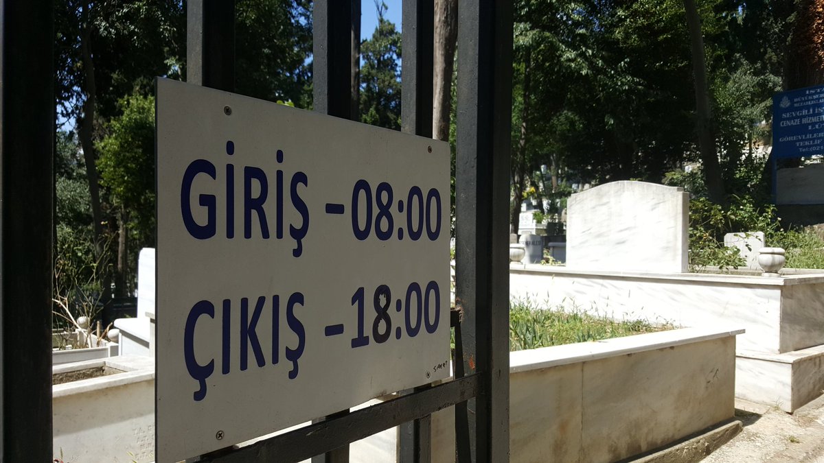 Zombilerimiz için mesai saatlerimiz belli olmuştur.