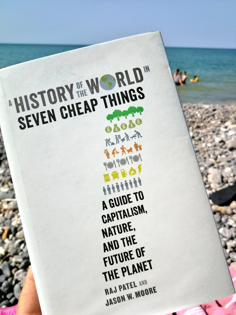 Klimaatzuster's tweet photo. Met Klimaatzuster op reis.
Altijd gezellig.
#ExtinctionRebellion #systemschange
#vakantieliteratuur #Normandie #itrynottofly #capitalocene #actonclimatechange https://t.co/toaPLFr3Bi