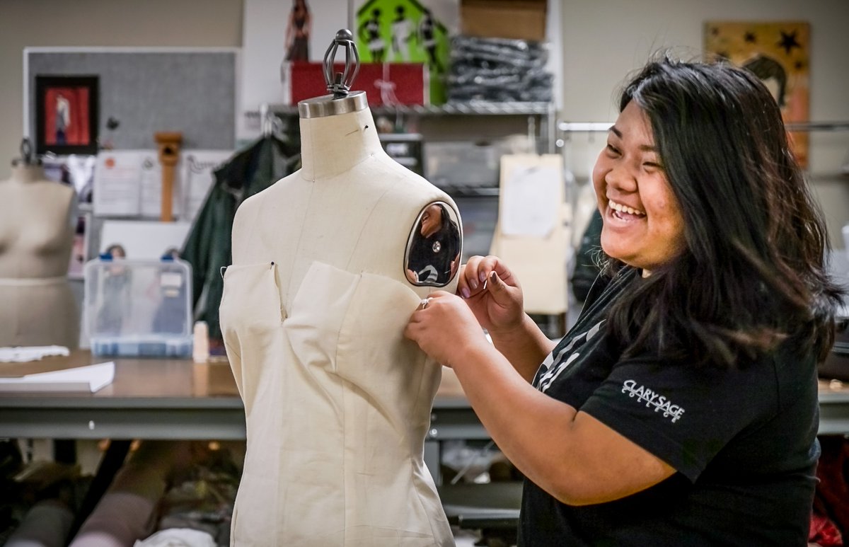 ClarySageCo's tweet photo. Do you dream of designing your own clothing line? Let's help you get there.
Call us to learn more about our Fashion Design program. 918.298.8200
#Fashion #fashiondesign #fashiondesigner #fashionweek #fashionprogram #fashiondesignprogram #lotd #style #fashionstylist #stylist https://t.co/26BCoaCFy2
