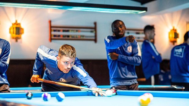 KaaGentNews's tweet photo. 💬Mikael Lustig, when asked about his favorite football moments : 'My eight years at Celtic Glasgow were one long highlight. Being able to play for such a top club for eight years: amazing!' #KAAGent #COBW #CelticFC #Celtic 

@SportVoetbal https://t.co/sQnfDzV65M