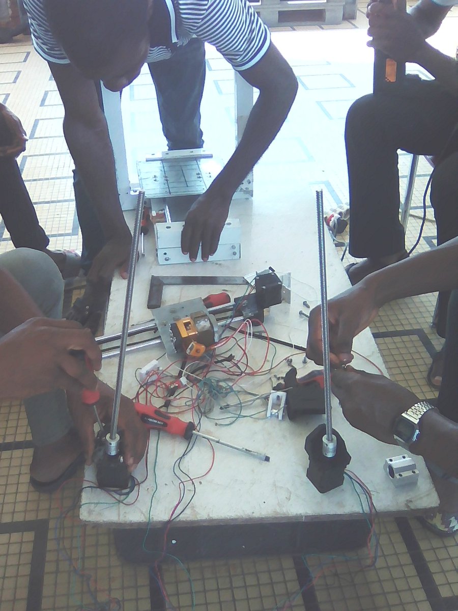 ameho_sika's tweet image. Une journée remplie de découvertes et de technologie au #woelab ,avec @sename_ @woelab @futuresfestival @openstreetmap @3DprintAfrica @prosper @etrilabs @africatechup @ouagalab @cinalawson