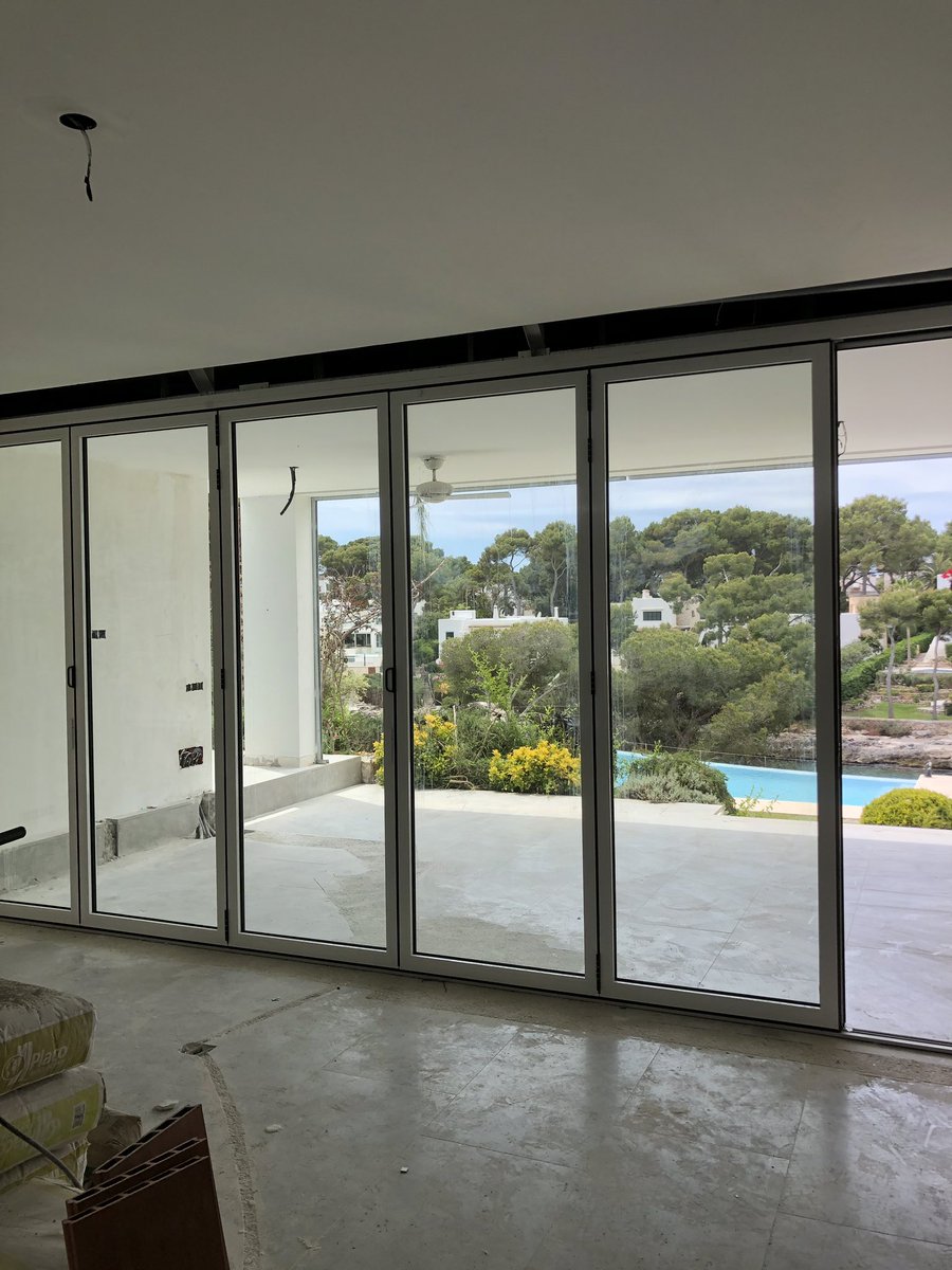 Glassandgenera1's tweet photo. Getting our way through some byfold door projects using the Senior Architectural Systems Ali- fold system from Chigwell to Cala Dor (Mallorca) https://t.co/MCahKHdMOr