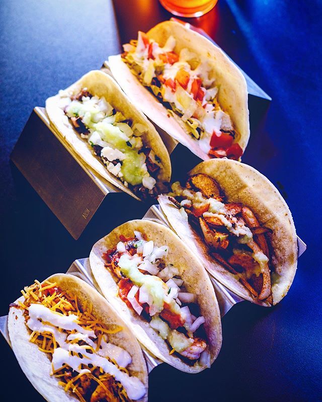 StartBarStL's tweet photo. Do we even need to say it? #tacotuesday #2dollaholla https://t.co/gG2AaeeFNc https://t.co/DrJ7yZBBpd