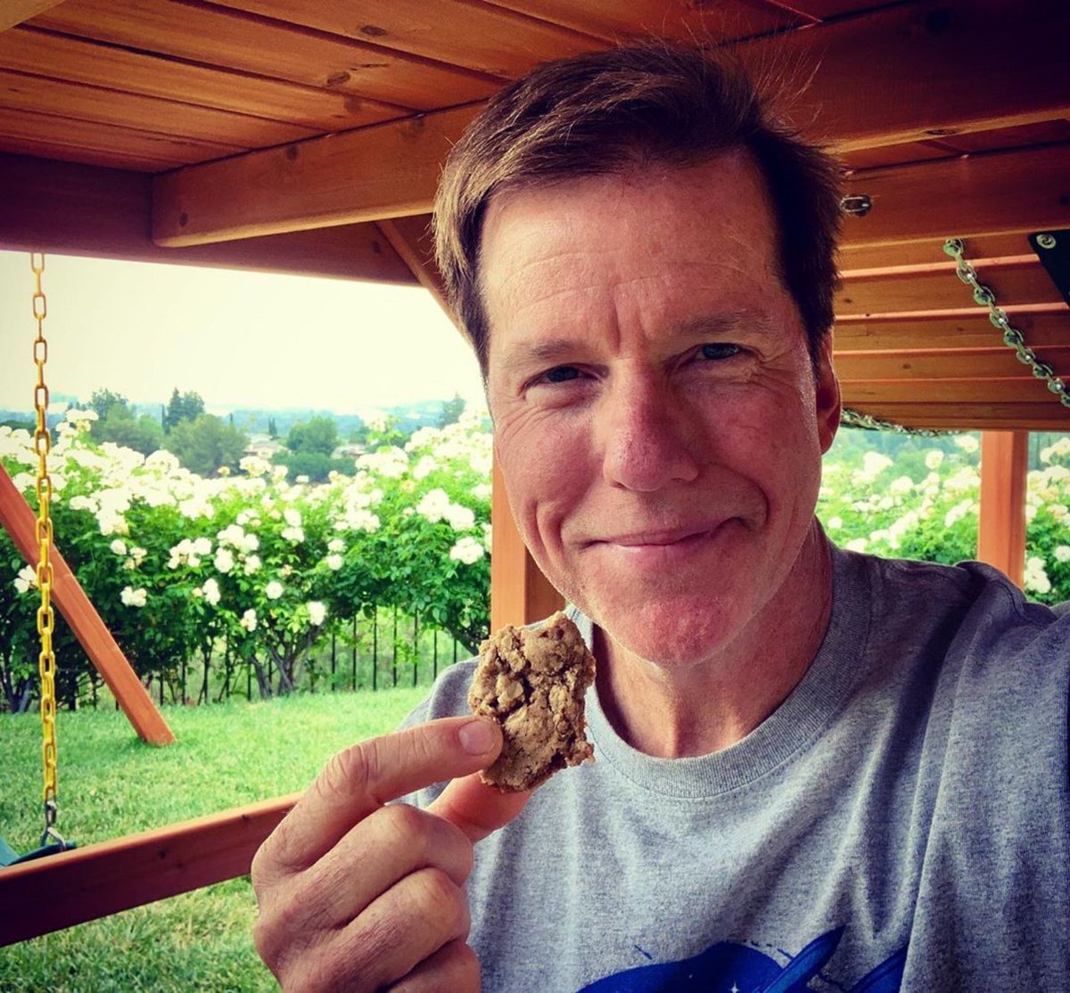 Jeff Dunham On Twitter A Perfect Moment Our Boys Are At Day Camp And A Rare Summer Light Rain In La Took A Break On The Picnic Bench Underneath The Play Set I Ve