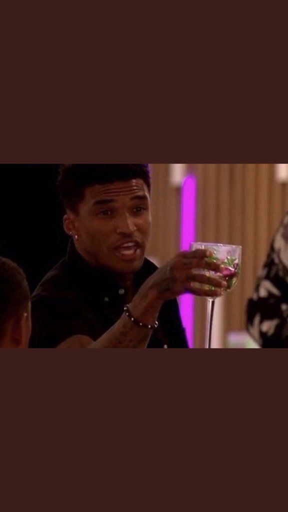 CollinsIzaak's tweet photo. You know what Jordans being: #LoveIsland https://t.co/ulN7NzhTsG