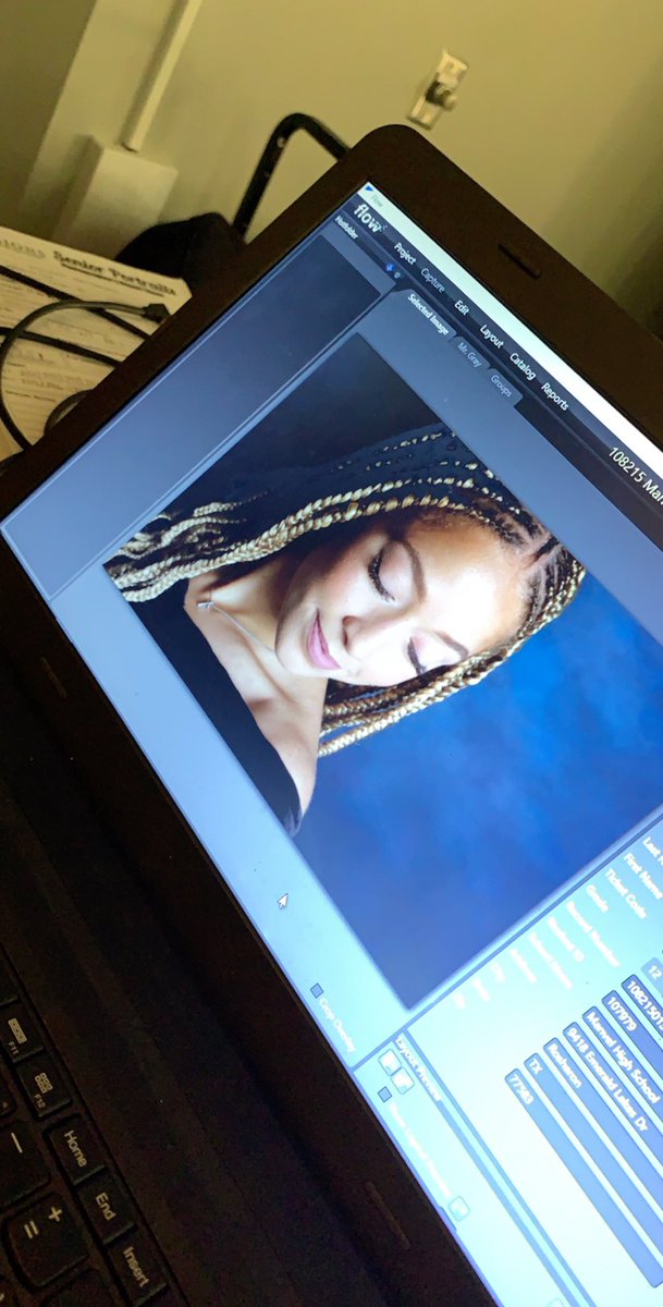 yoshigirl00's tweet photo. Senior Blues! 💙 #SneakPeek #SeniorYearbookPics #SeniorYear #ManvelHigh #2020 https://t.co/gP3chqwPbp