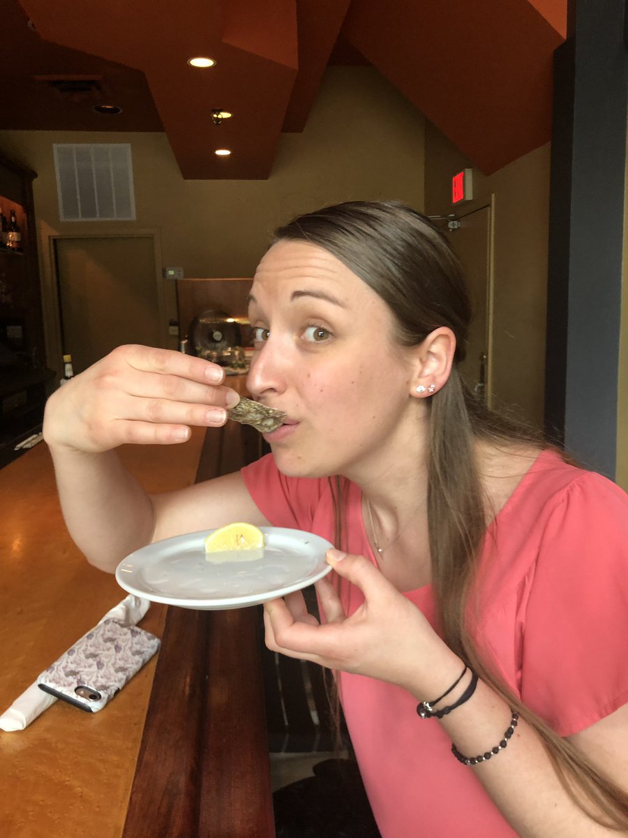 ChandlerLab's tweet photo. A new type of mentoring - convincing @jenn_klaus to eat oysters for the first time #simbam2019 https://t.co/iTwglnGj4D
