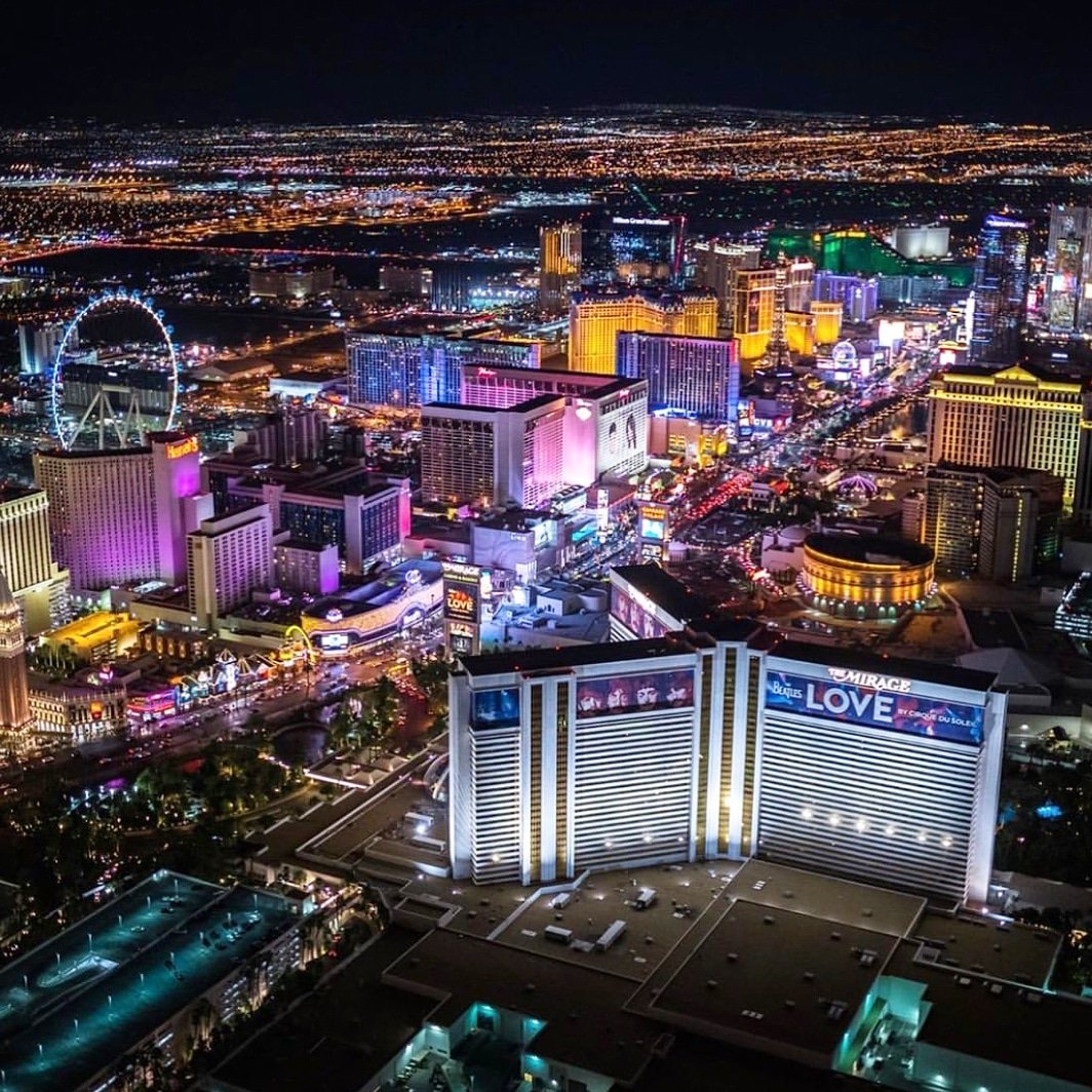 TotalVegasVIP's tweet image. We love this city.
#lasvegasstrip #party #partying  #goodtimes #happy #TotalVegasVIP #neon #hotel #lasvegas #hot #fun #nightlife #amazing #vegas #life #beauty #love #style #crazy #social #travel #me #hotel  #eyes #uk  #everythingyouneed