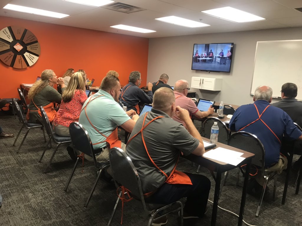 #D104 ready to collaborate on #DevelopingTalent for #LeadersEdge @John_Lerch @mbowen_ @SilviuHD @THDGorski