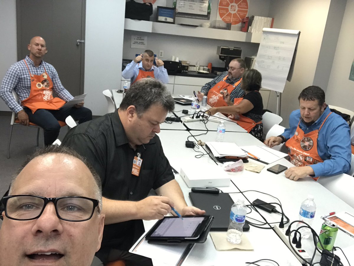 #leadersedge Detroit HDE/HDI in the house! #oneteam