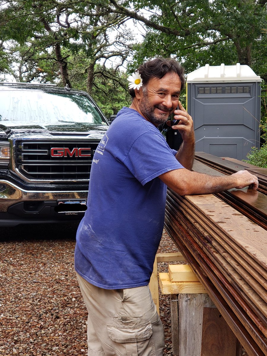 capeassociates's tweet photo. A little tornado warning can't get us down!
#positivelypositive #capecod #behappy #CapeAssociatesInc #construction #commitmentqualityintegrity https://t.co/lZWIHVvdkA